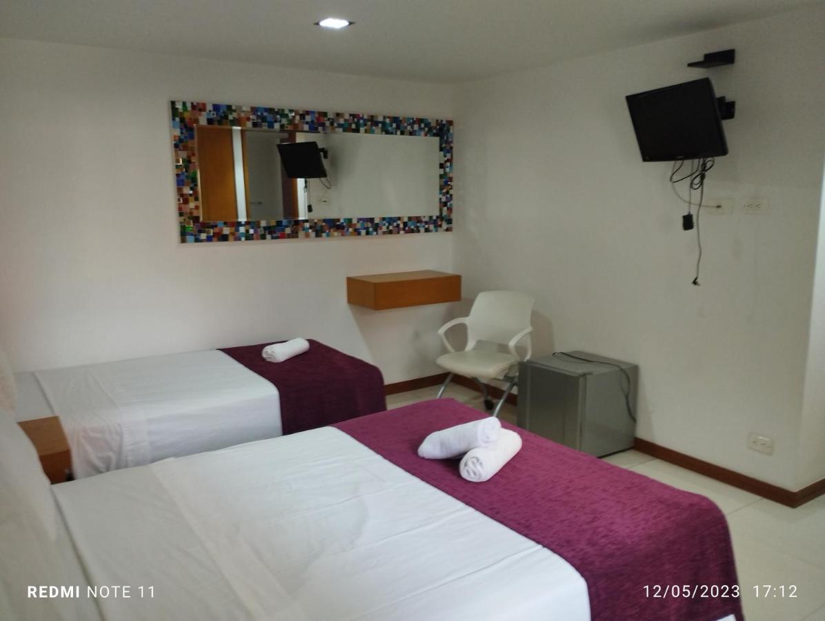 Hotel San Antonio Plaza Cali Esterno foto